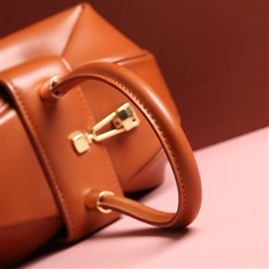 Cross border high-end leather women's handbag with niche design handbag